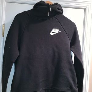 Nike Women’s cropped sweater
